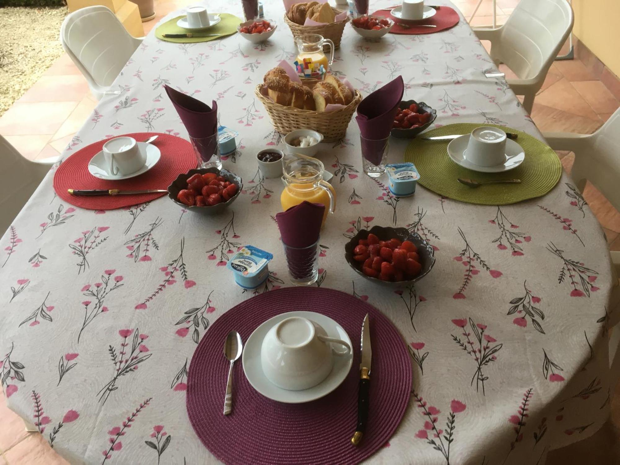 Chez Bernadette Et Victor Bed & Breakfast วีทรัค ภายนอก รูปภาพ